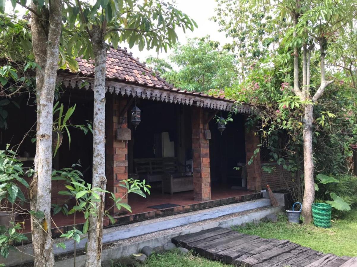 Legiyem Homestay ยอกยาการ์ตา ภายนอก รูปภาพ