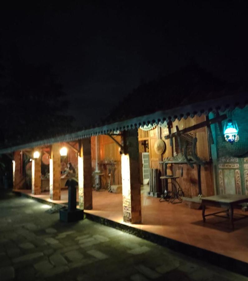 Legiyem Homestay ยอกยาการ์ตา ภายนอก รูปภาพ